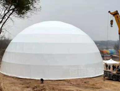 河南信阳溜冰场30米球形篷房体育馆 球形帐篷定制厂家
